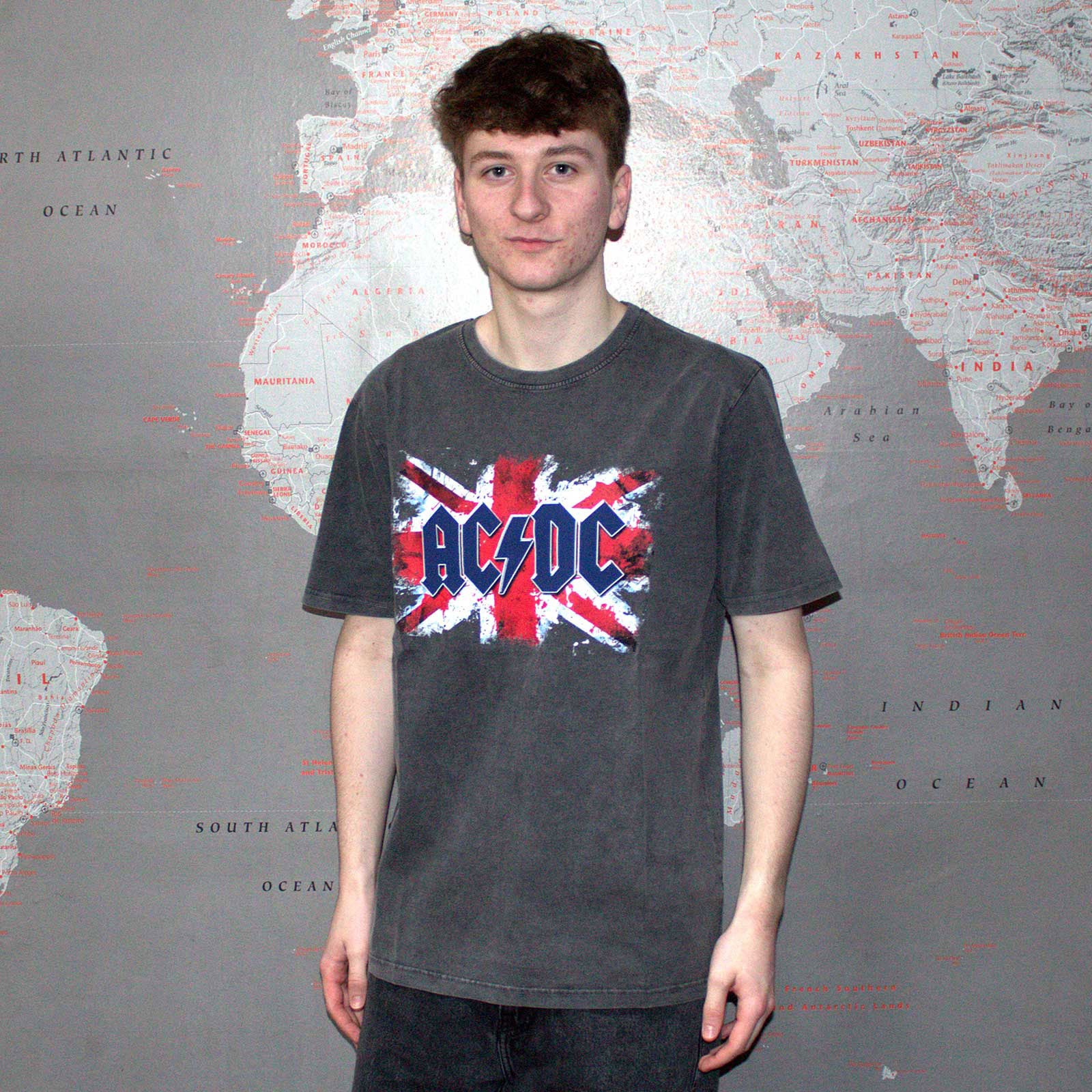 AC/DC Unisex Stone Wash T-Shirt: Flag (Charcoal Grey)