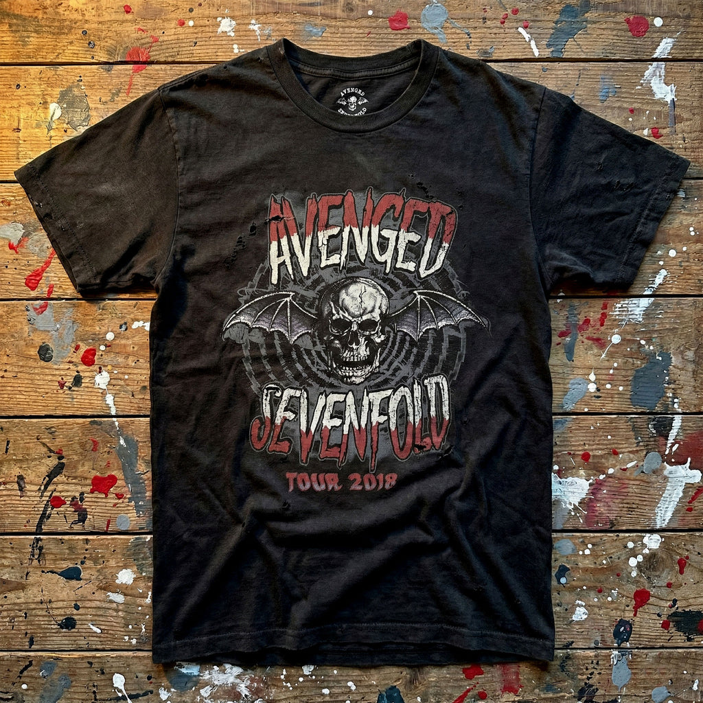 Avenged Sevenfold Unisex Premium Carbon T-Shirt: Tour '18 (Black)