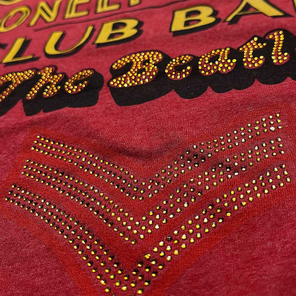 The Beatles Unisex T-Shirt: Sgt Pepper Stacked Crystals (Red) (Embellished)