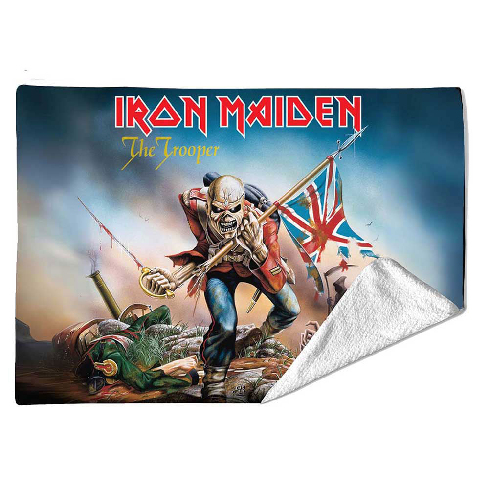 Iron Maiden Sherpa Fleece Blanket: Trooper (Multicolour)