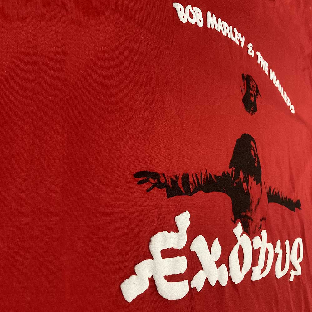 Bob Marley Unisex T-Shirt: Exodus Arms Outstretched (Red) (Hi-Build)