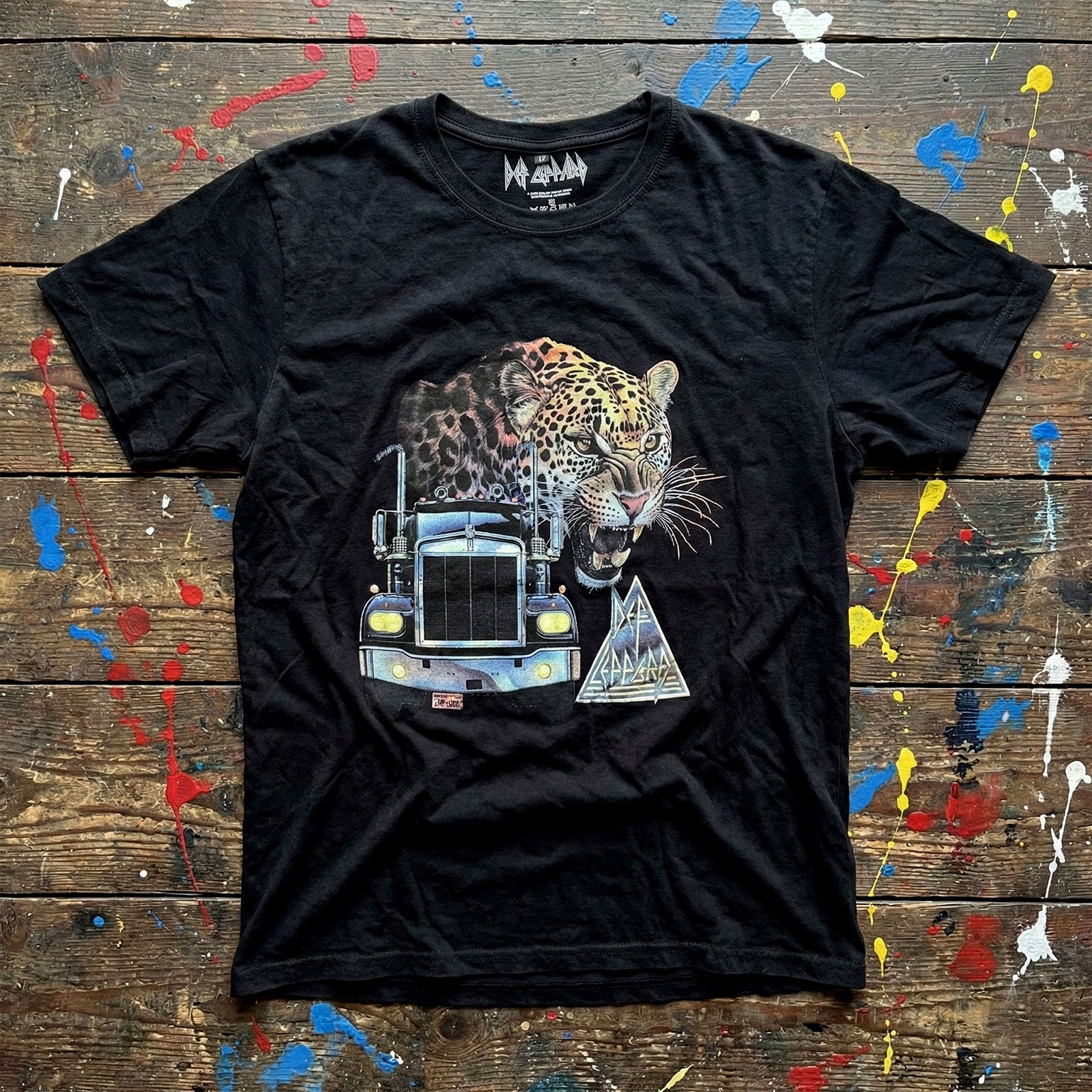 Def Leppard Unisex Premium Carbon T-Shirt: Truck (Black)
