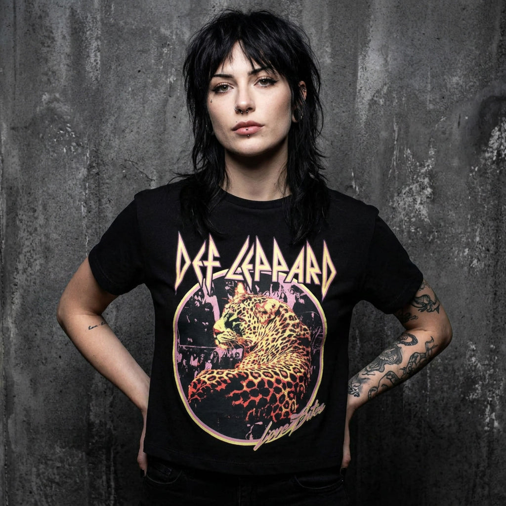Def Leppard Ladies Crop Top: Love Bites (Black)