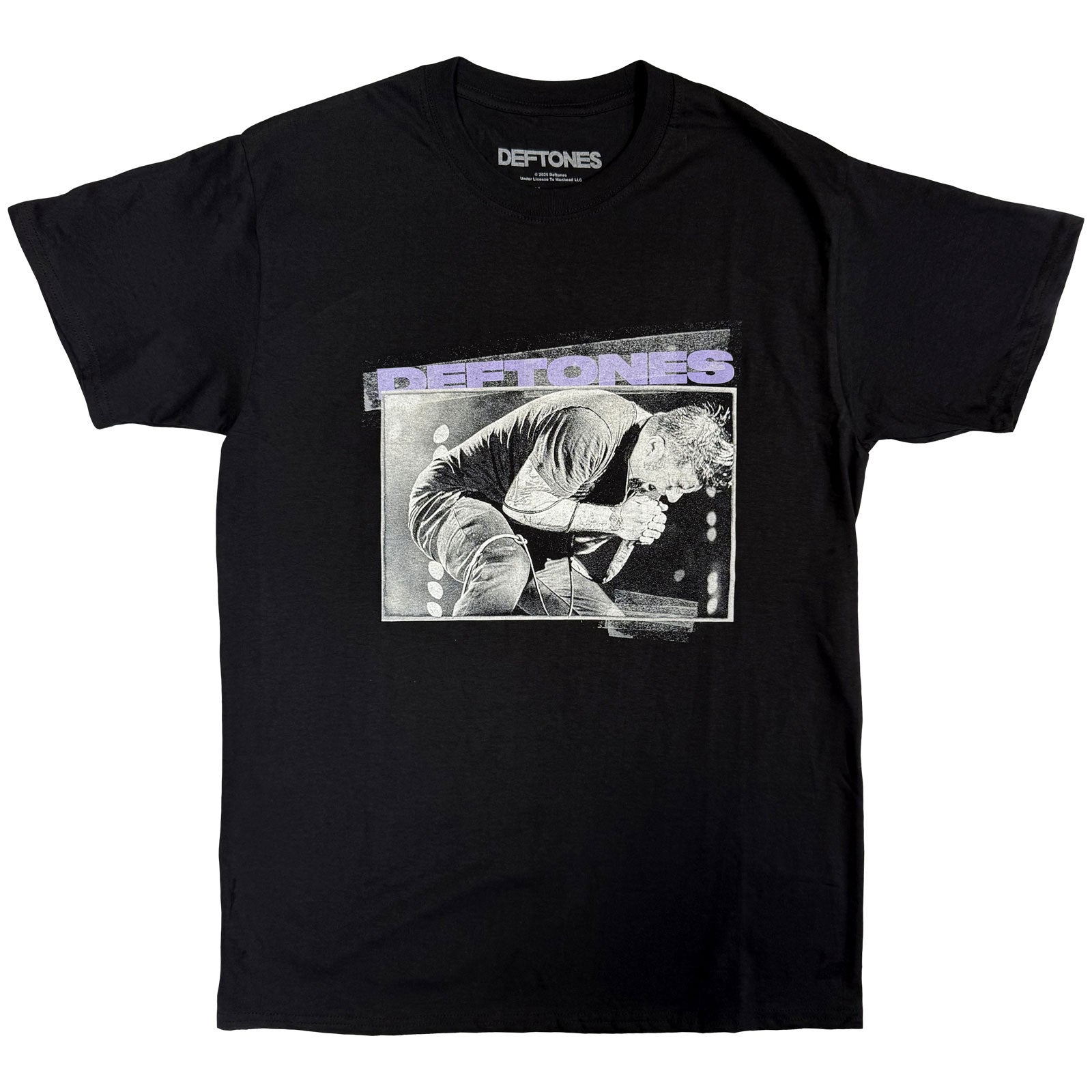 Deftones Unisex T-Shirt: Chino Live Photo (Black)
