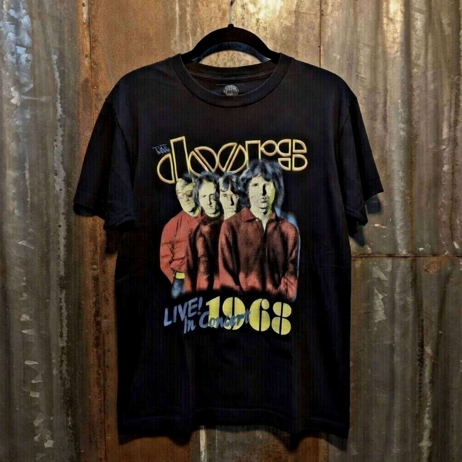 The Doors Unisex Premium Carbon T-Shirt: Live In Concert '68 (Black) (Back Print)