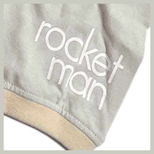 Elton John Ladies Crop Top: Retro Text (Sand) (Sleeve Print)