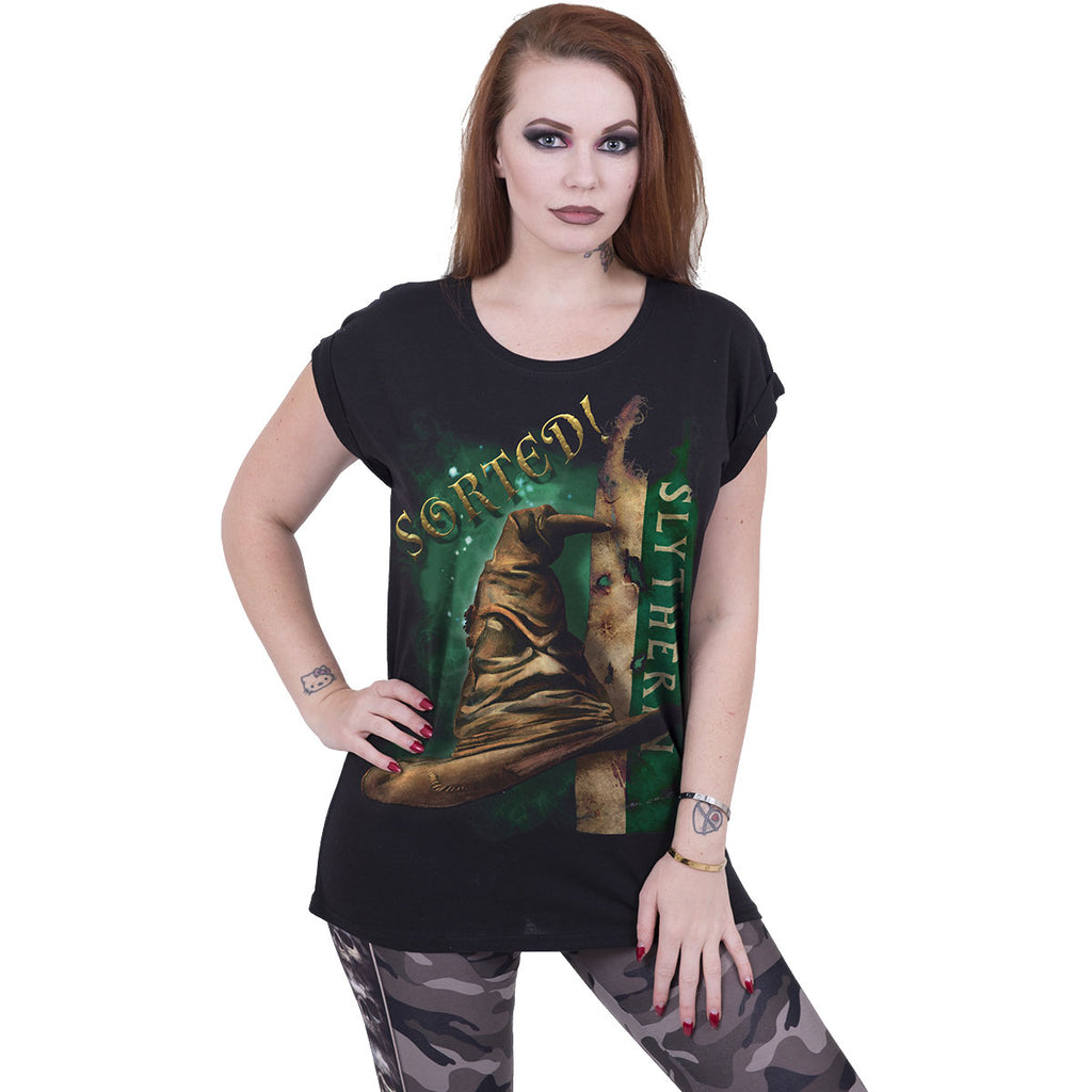 Harry Potter Ladies Boatneck Cap Sleeve T-Shirt: Slytherin Hat (Black)