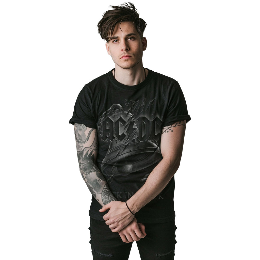 AC/DC Unisex T-Shirt: Back In Black Torn (Black)