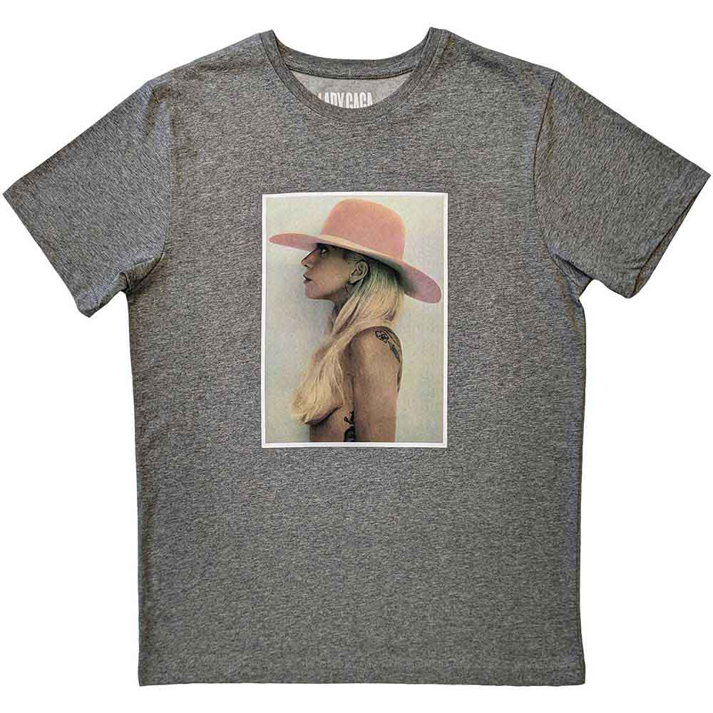 Lady Gaga Unisex T-Shirt: Pink Hat (Grey)