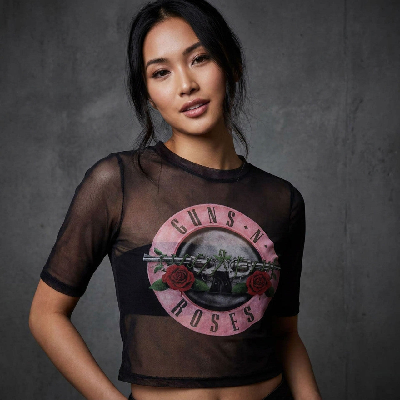 Guns N' Roses: Pink Tint Bullet Logo Ladies Mesh Crop Top (Black)