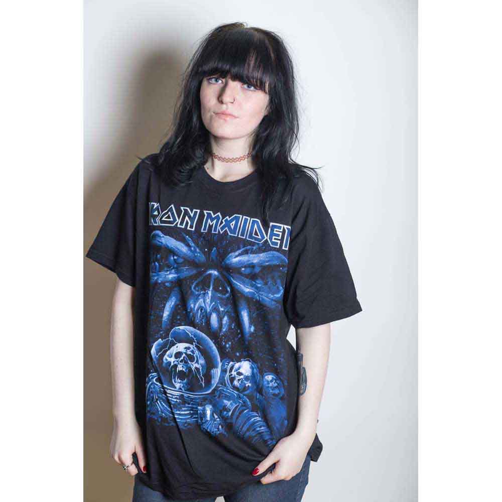 Iron Maiden Unisex T-Shirt: Final Frontier Blue Album Spaceman (Black)