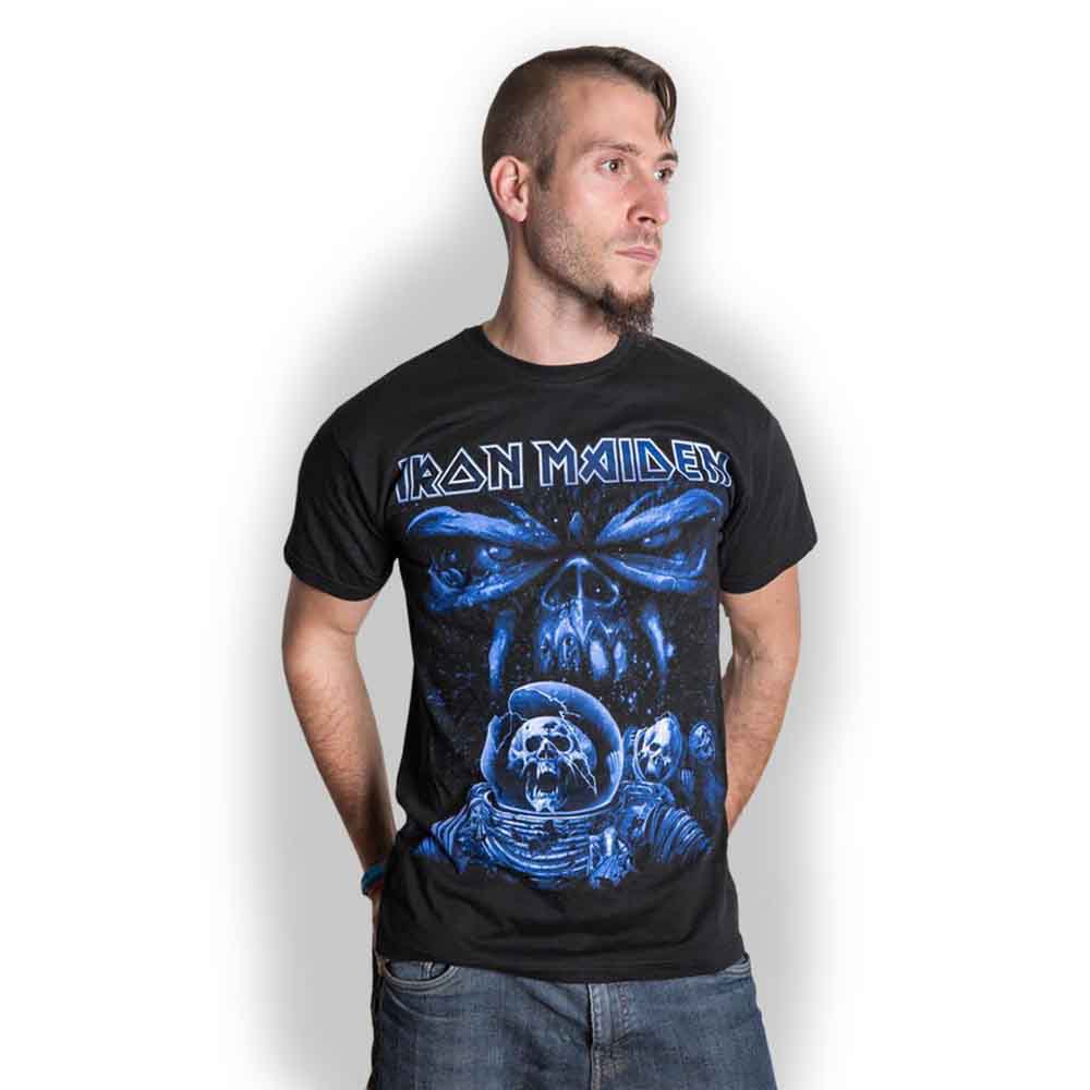 Iron Maiden Unisex T-Shirt: Final Frontier Blue Album Spaceman (Black)