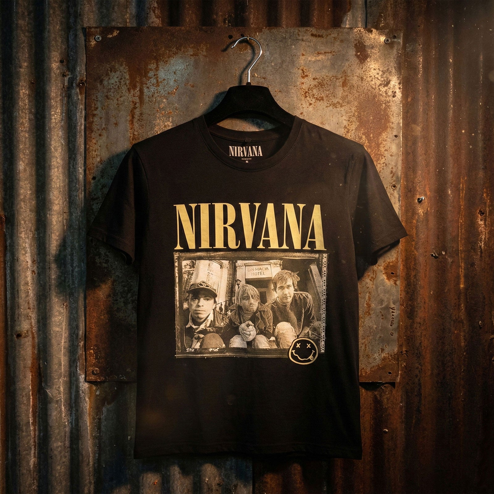 Nirvana Unisex Premium Carbon T-Shirt: Nevermind '91 Hotel Photo (Black) (Back Print)