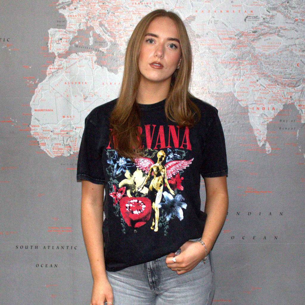 Nirvana Unisex Stone Wash T-Shirt: In Utero Vintage Collage (Black)