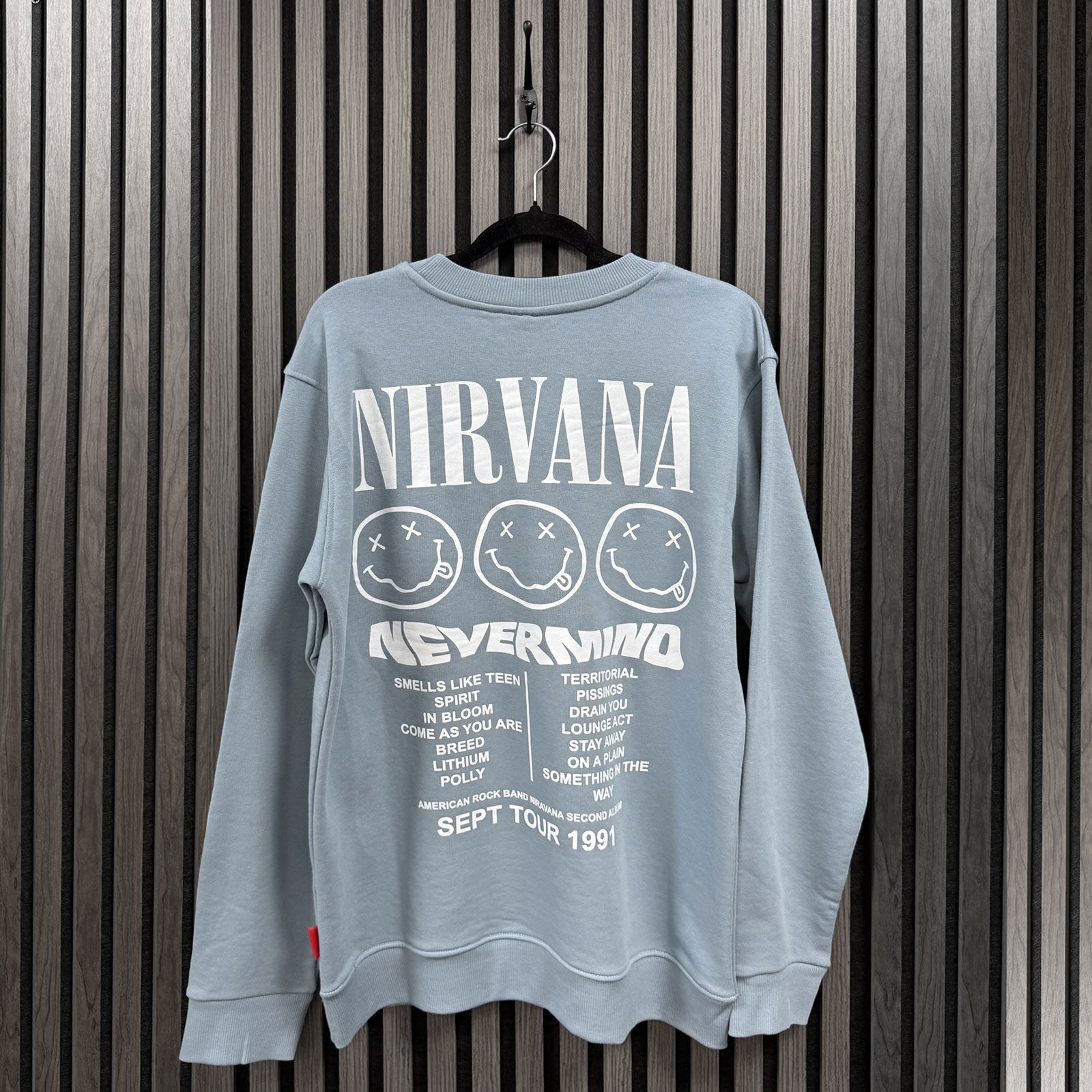 Nirvana Unisex Unplugged Sweatshirt: Nevermind Tour 1991 (Blue) (Back Print)