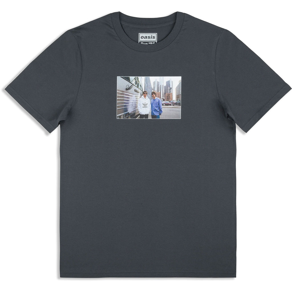 Oasis Unisex T-Shirt: Detroit Bus Photo T-shirt (Navy Blue) (Back Print & Ex-Tour)