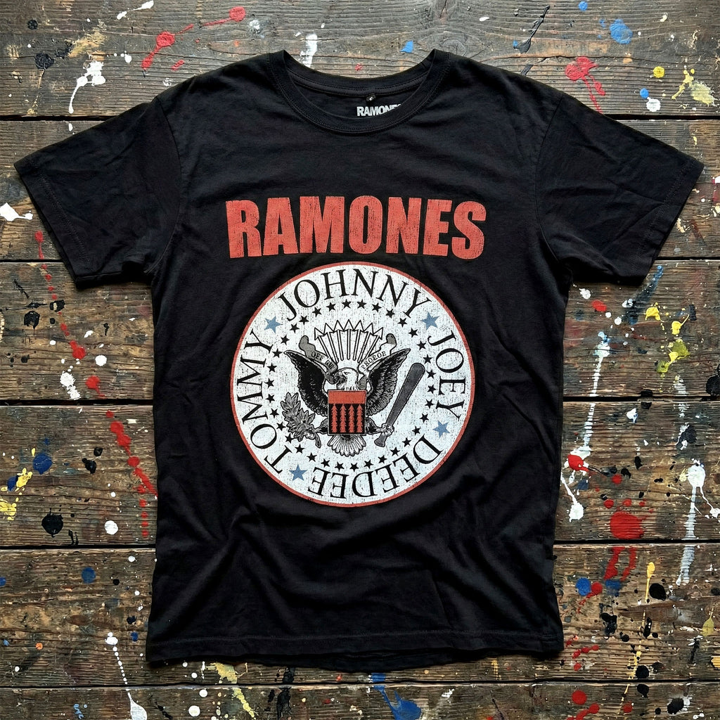 Ramones Unisex Premium Carbon T-Shirt: Hey Ho Red Block Text (Black) (Back Print)