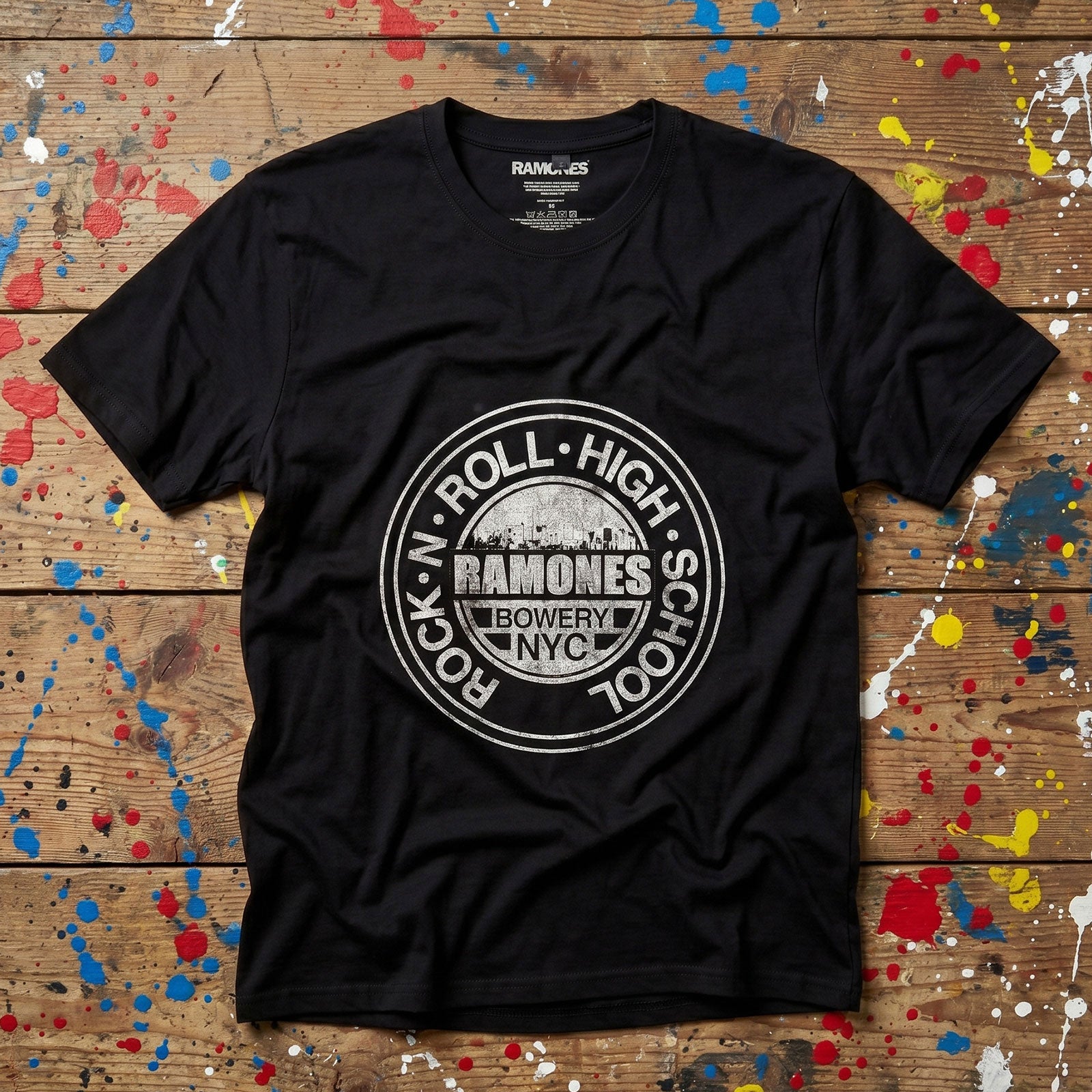 Ramones Unisex Premium Carbon T-Shirt: Rock N' Roll High School (Black)