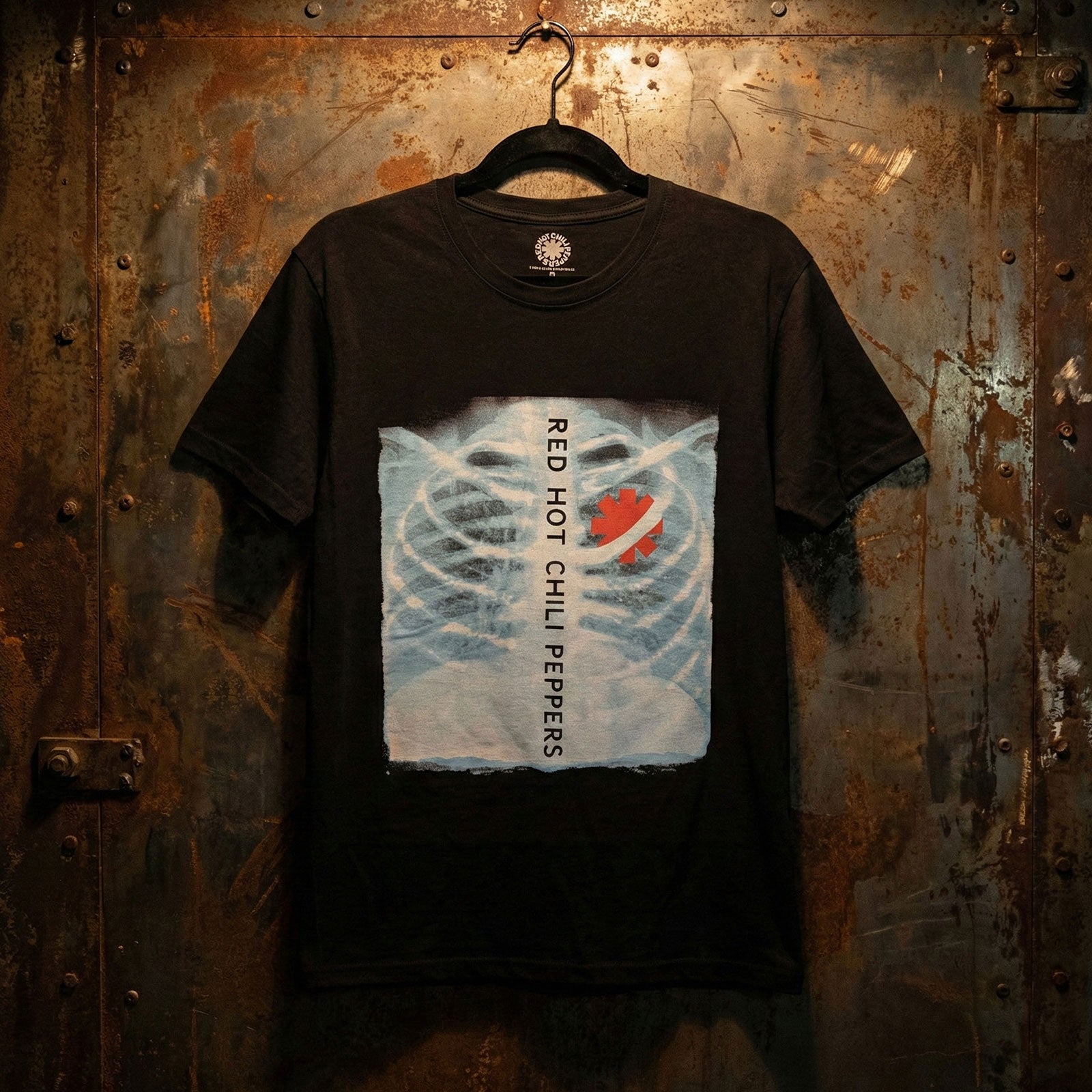 Red Hot Chili Peppers Unisex Premium Carbon T-Shirt: X-Ray (Black)