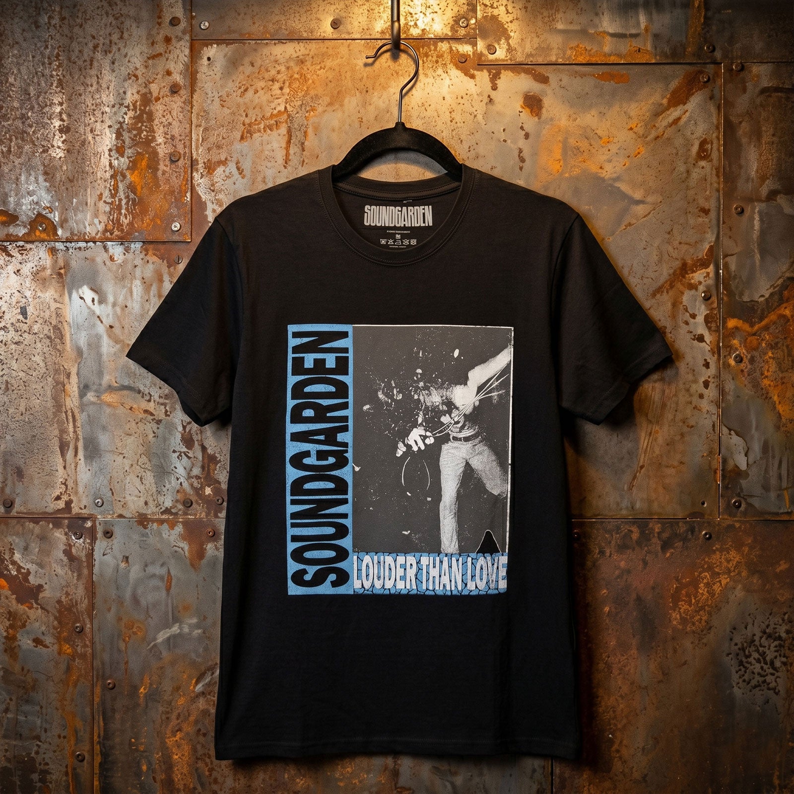 Soundgarden Unisex Premium Carbon T-Shirt: Louder Than Love (Black)