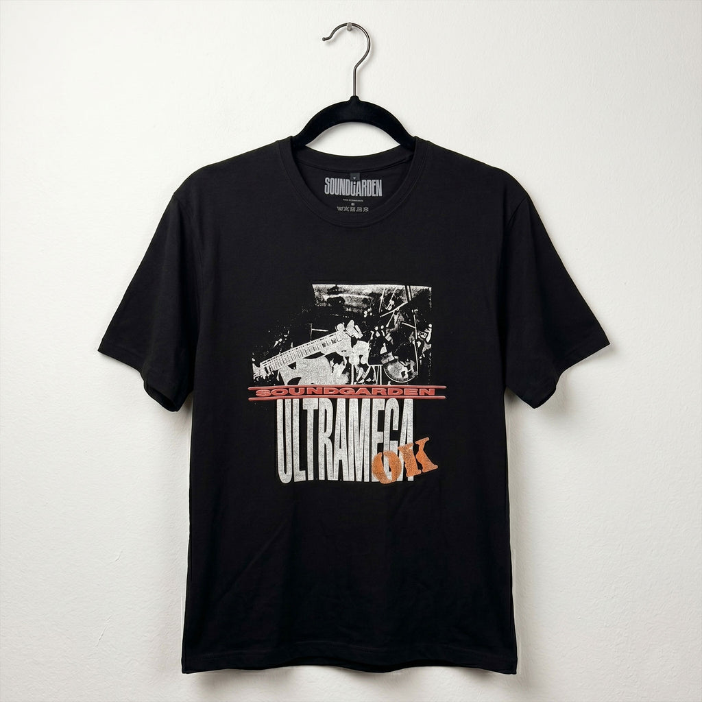 Soundgarden Unisex Premium Carbon T-Shirt: Ultramega OK (Black)