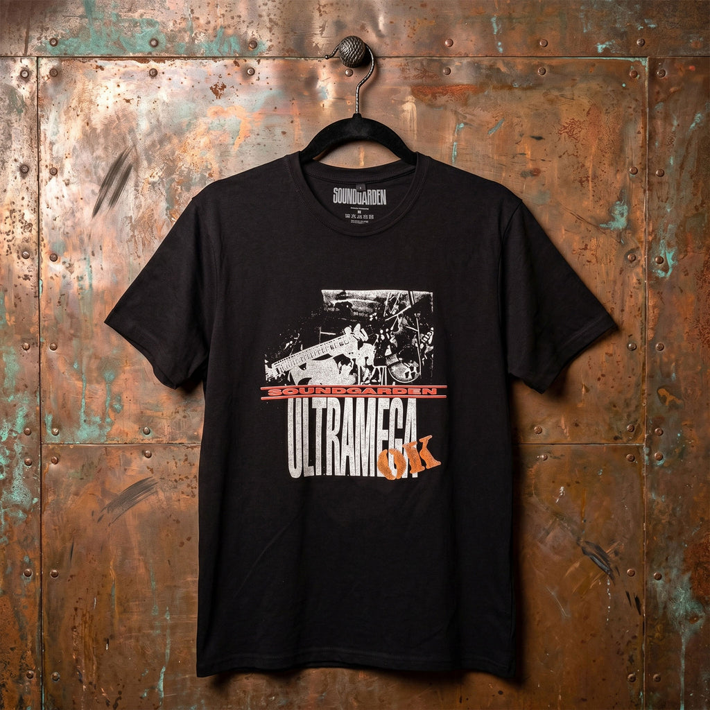 Soundgarden Unisex Premium Carbon T-Shirt: Ultramega OK (Black)