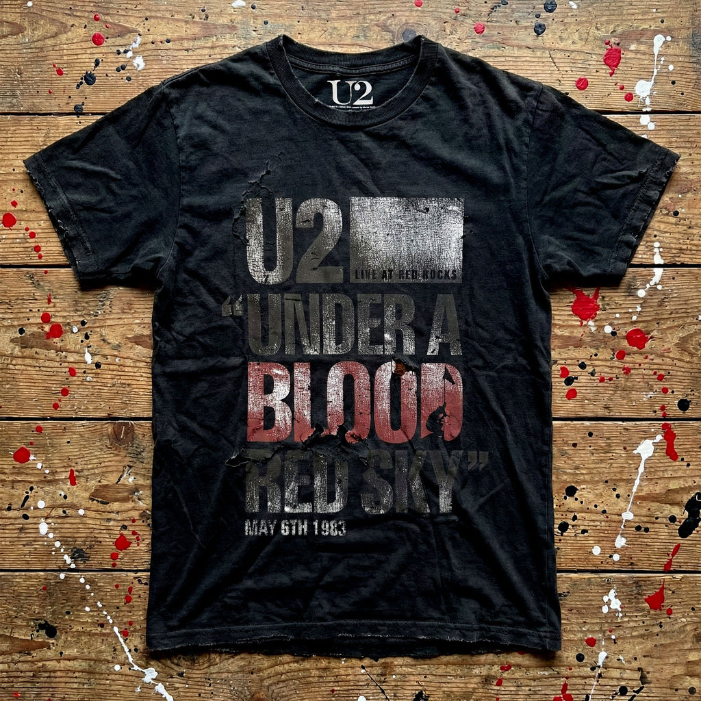 U2 Unisex Premium Carbon T-Shirt: Blood Red Sky Live (Black)