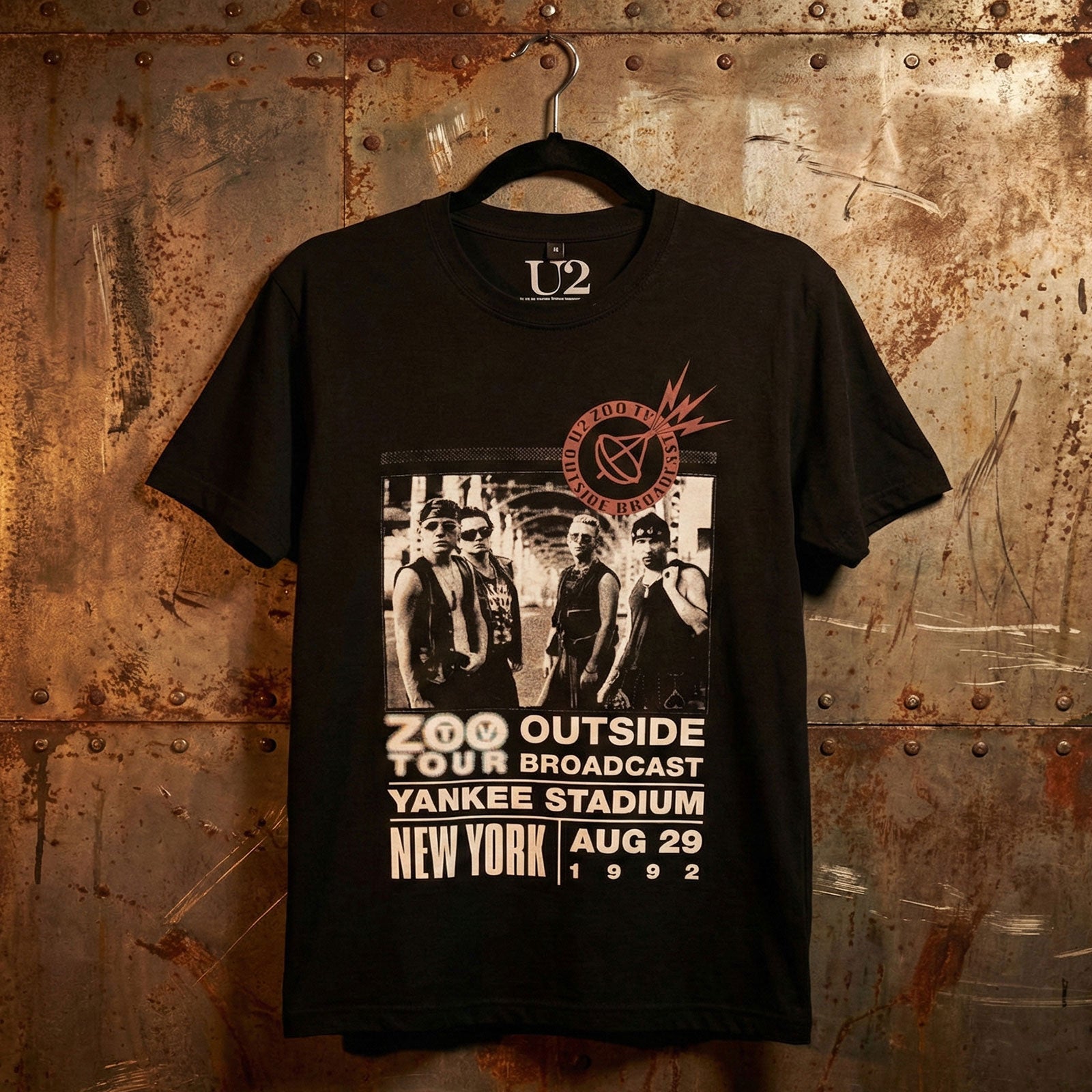 U2 Unisex Premium Carbon T-Shirt: Zoo TV Tour NY Poster 08.29.92 (Black)